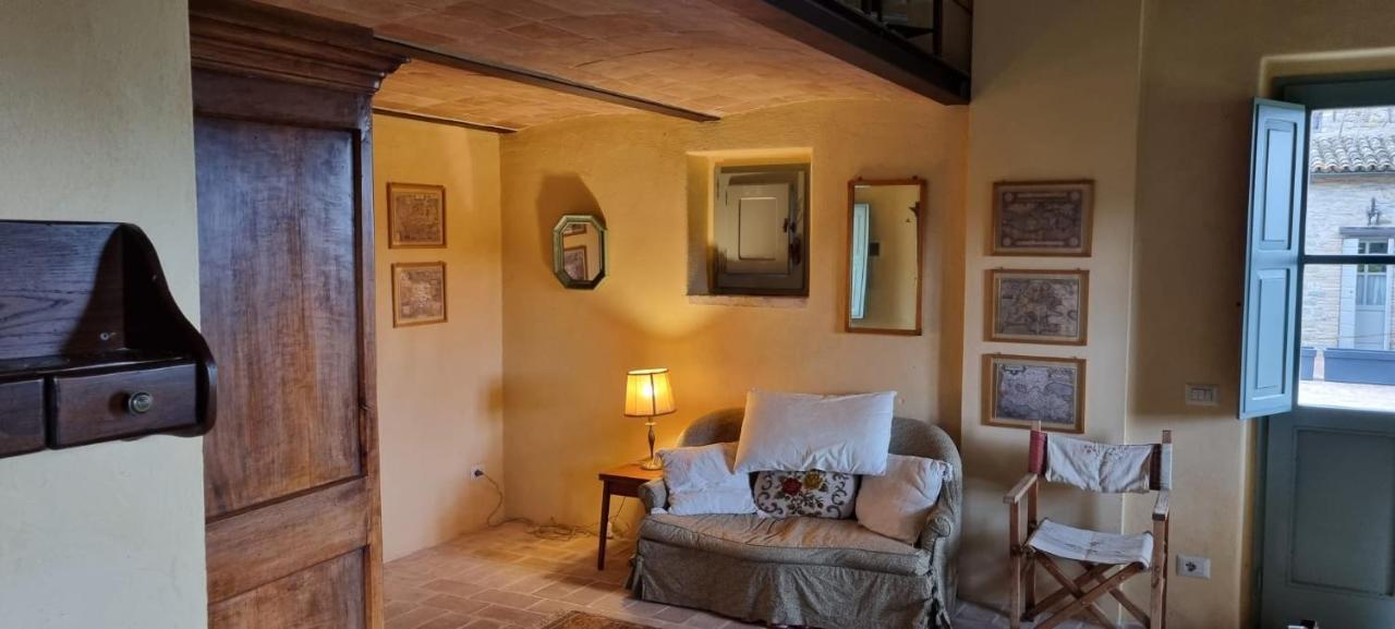 Bed and Breakfast Borgo Cardaneto Montone  Zewnętrze zdjęcie