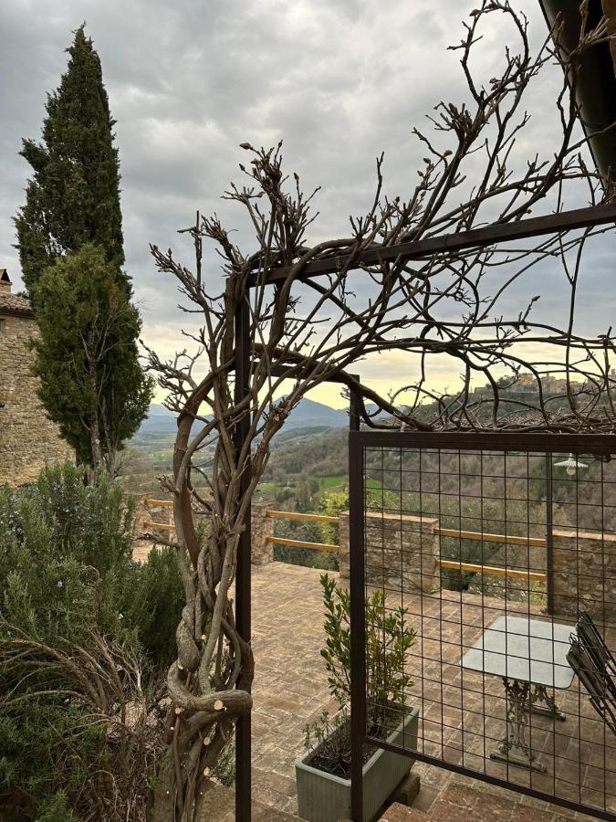 Bed and Breakfast Borgo Cardaneto Montone  Zewnętrze zdjęcie